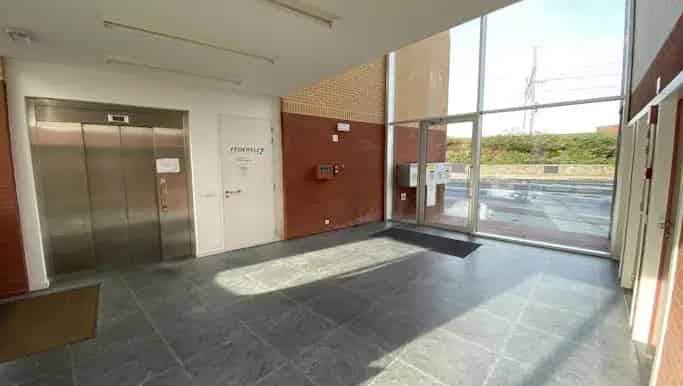 Kantoor te huur in Kleine Laan 26, Sint-Niklaas - Dewaele