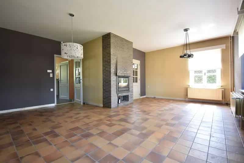 Ruime halfopen woning met 3 slaapkamers in Kiewit
