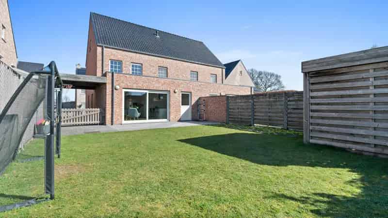Woning met 4 slaapkamers in rustige omgeving in Tongerlo!