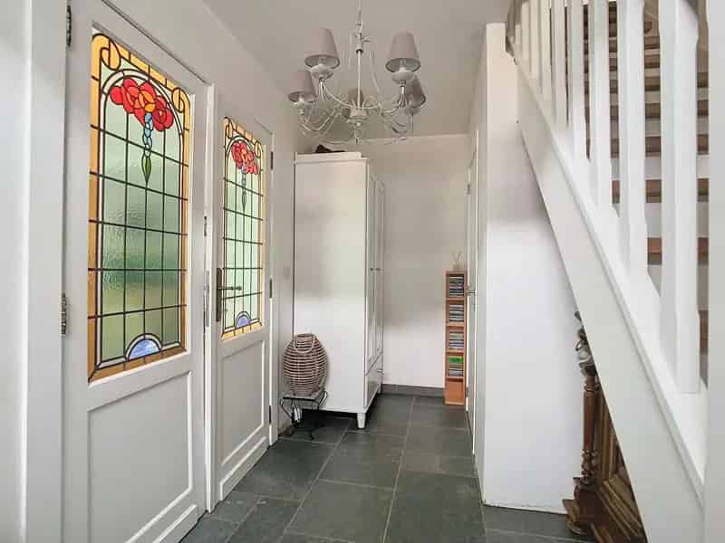 Prachtige woning met 3 SLPK, garage, hobby/beroepsruimte!