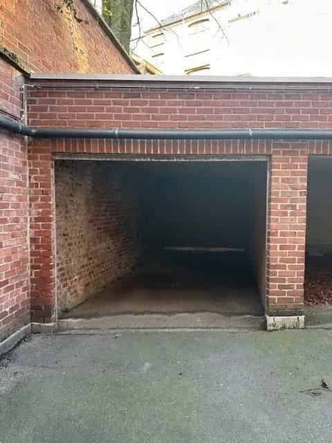 Gesloten garagebox centrum Gent