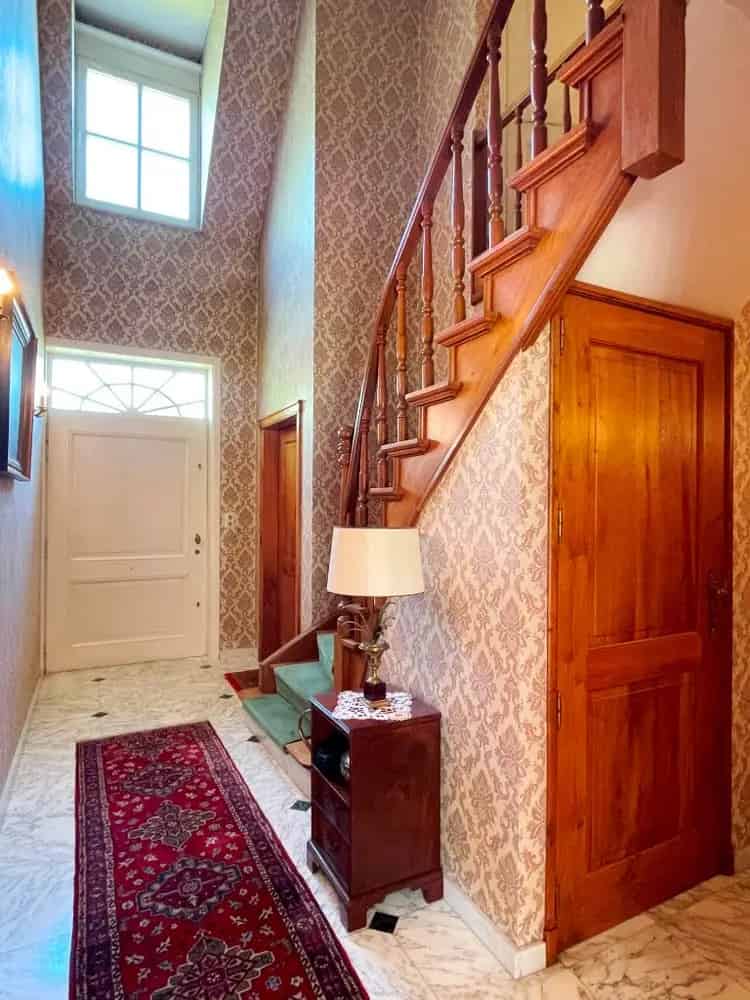 Villa-landhuis te koop Zwijnaarde