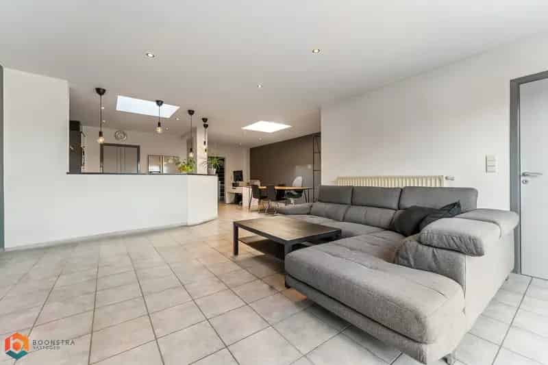 Instapklare woning met 3 (mogelijks 4) slpkrs en ruime tuin op een perceel van 1225 m² te Duffel