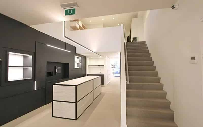 handelspand te huur Lippenslaan 210
