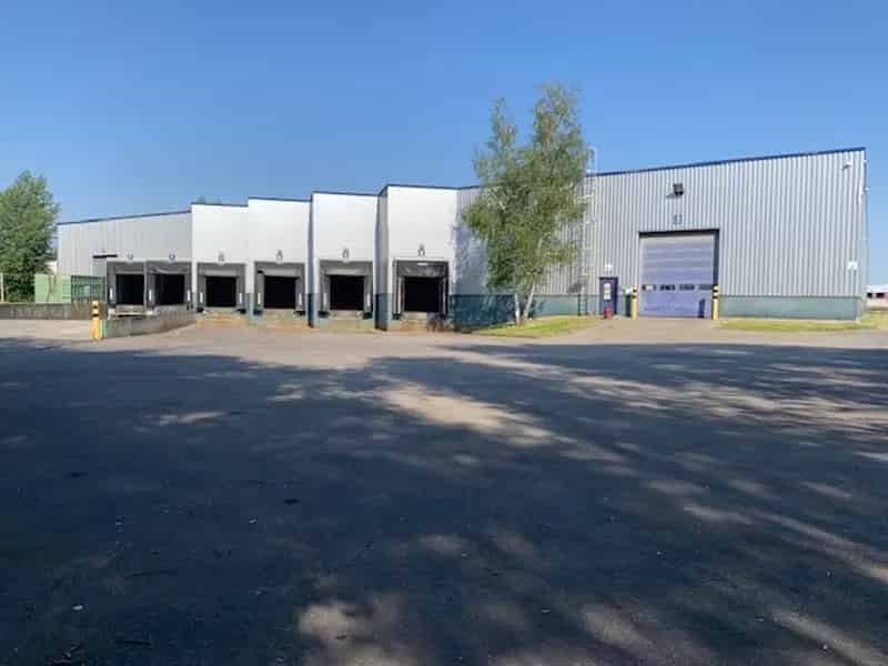 TE HUUR Logistiek gebouw te Boom