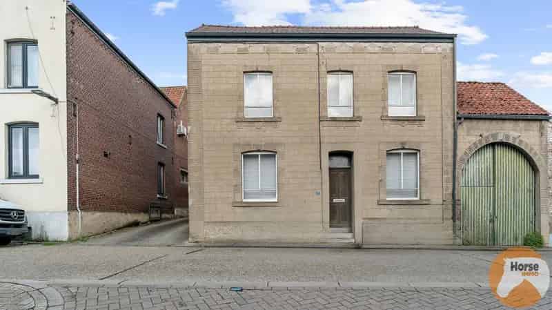 RIEMST - 2 woningen voor totaalrenovatie op 22a64ca