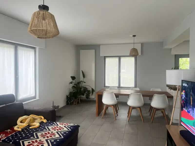 Huis te koop: Rustige ligging, gerenoveerd