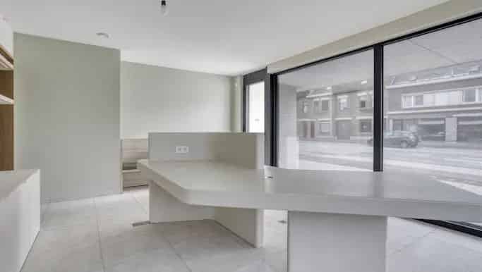 Kantoor te koop in Brugsesteenweg 132, Roeselare - Dewaele