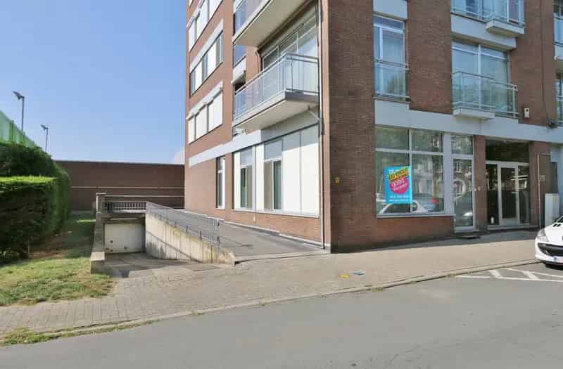4 garageboxen aan 20.000 €/stuk - ondergronds
