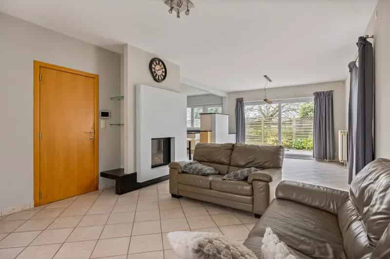 immo DAVID stelt voor: uitstekend onderhouden 4-gevel woning