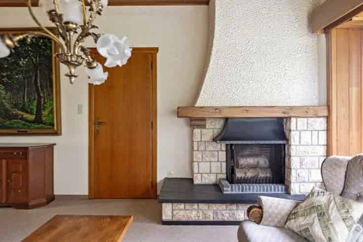 Huis Te Koop 4 Slaapkamers 4153m² Perceel Paardenstallen