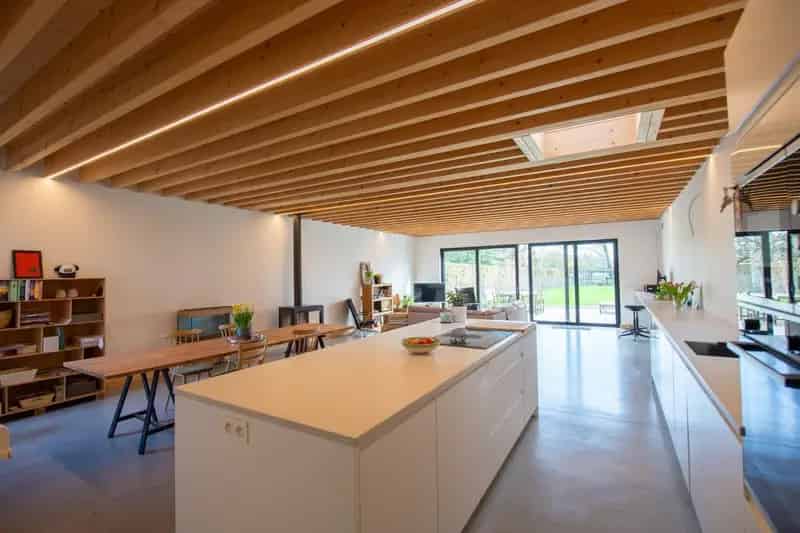 Moderne energiezuinige woning met 3slpk en mooie tuin in het centrum