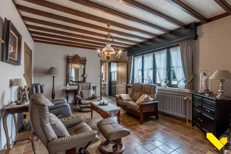 Gelijkvloerse Gezinswoning Met Polyvalent Bijgebouw (65M²)