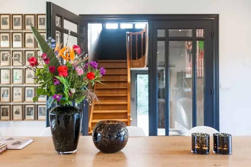 PRACHTIGE EN UNIEKE VILLA MET RIETEN DAK