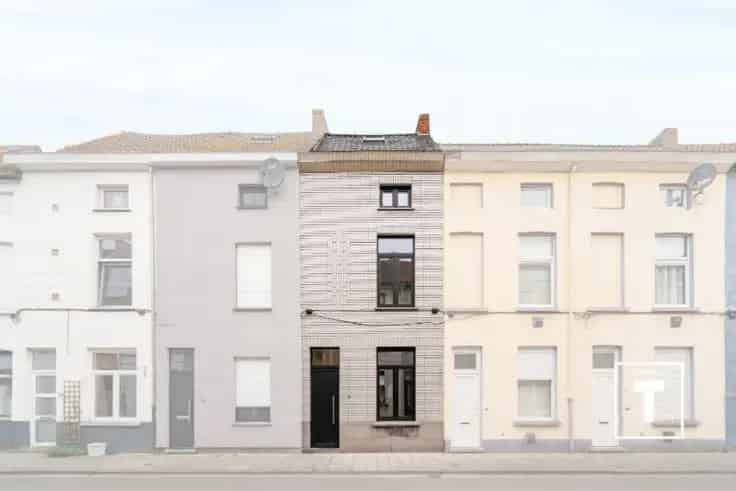 Huis Te Koop Gent: Gerenoveerde woning met 3 slaapkamers