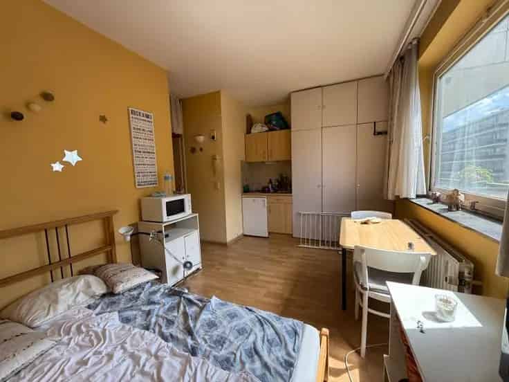 Studio Te Koop