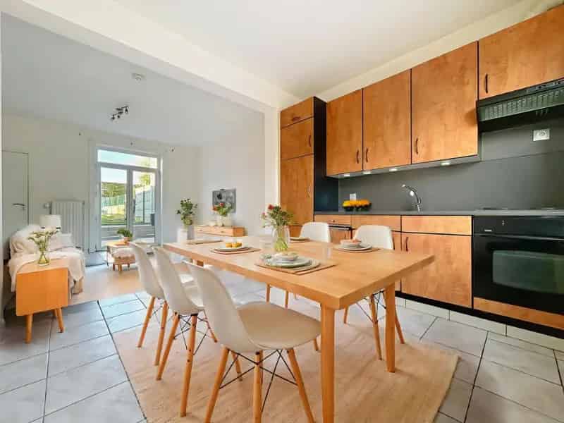 Huis te huur 2 slaapkamers tuin Nabij centrum
