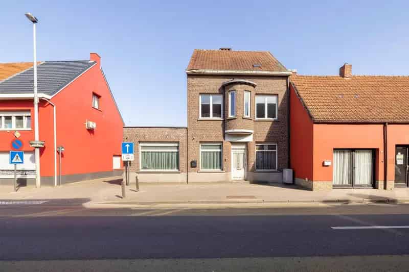 Ruime te renoveren 6 slpk woning met tuin