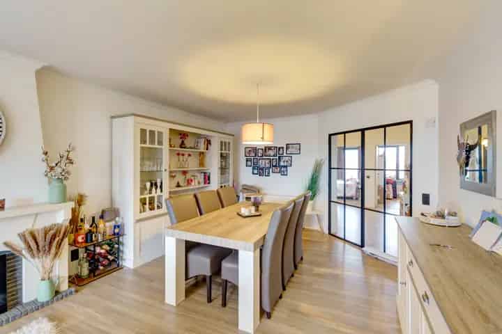 Prachtig instapklaar 2 slk appartement te Deurne