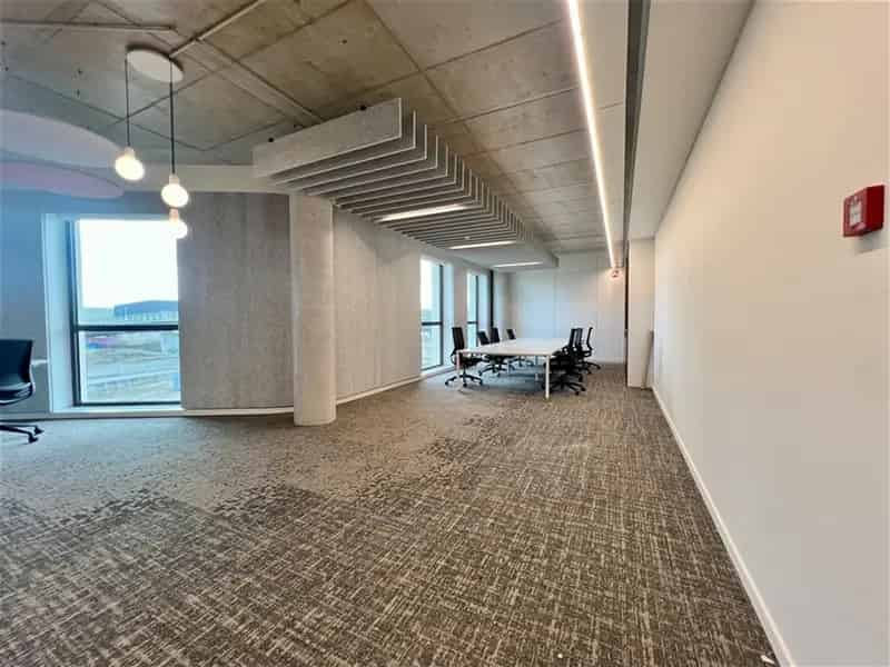 Nieuwbouw kantoren langs The Loop