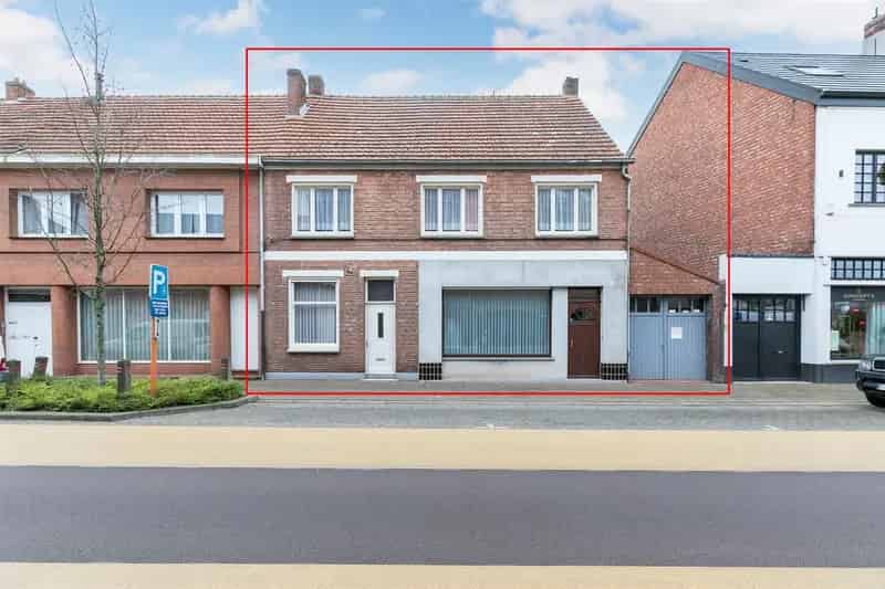 Verrassend ruime woning met 5 slaapkamers, tuin en garage.