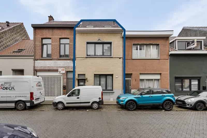 Huis te huur Merksem: Polyvalente woning met stadstuin