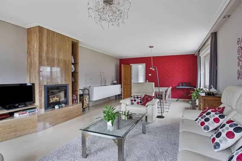 Instapklare woning in deelgemeente Bevere