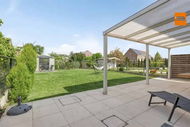 Ruime gezinswoning met 4 à 5 slaapkamers in rustige woonwijk