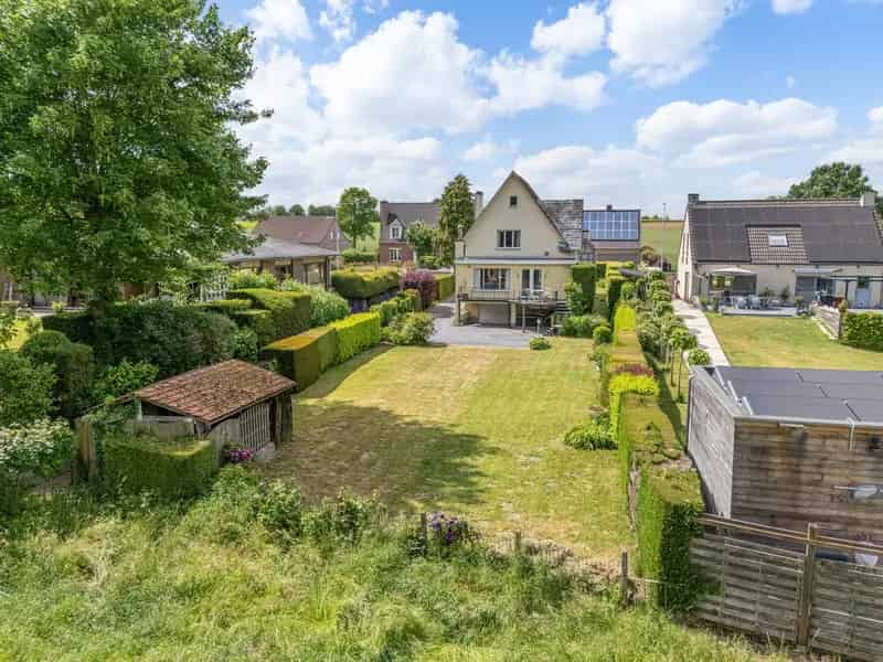 Huis te koop in Bierbeek: 3 slaapkamers, grote tuin en garage
