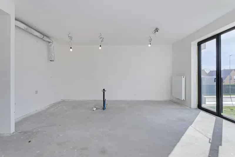 Lichtrijk Appartement te Koop Roeselare 2 slaapkamers Ruim Terras