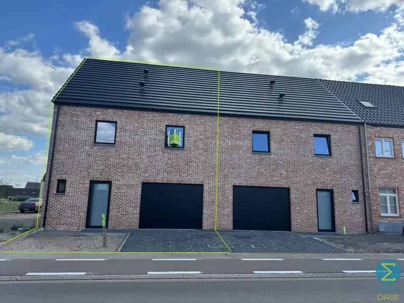 Huis te huur 3 slaapkamers grote tuin nieuwbouw