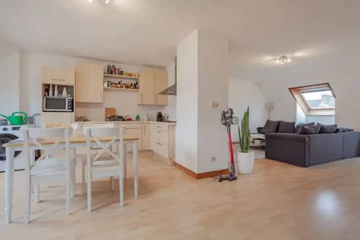 Appartementenblok Te Koop Zuid 3 Appartementen Magazijn