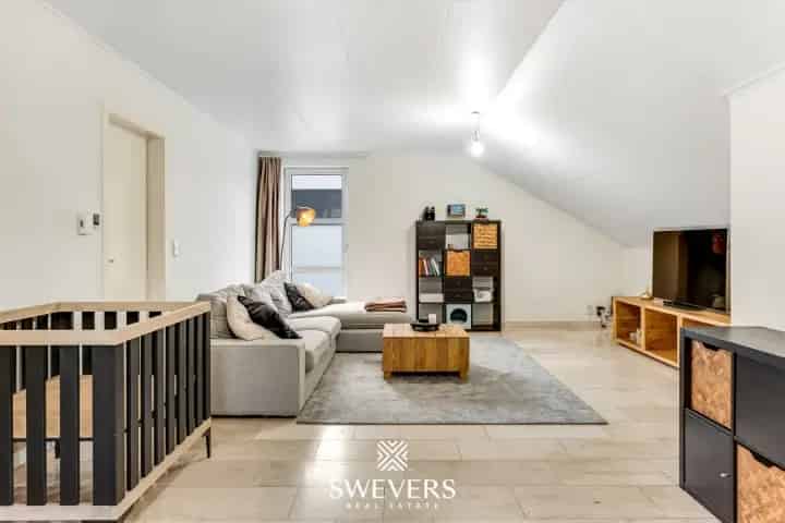 Uniek 1 slaapkamer appartement van 99m2 op vlot bereikbare locatie in Beverlo
