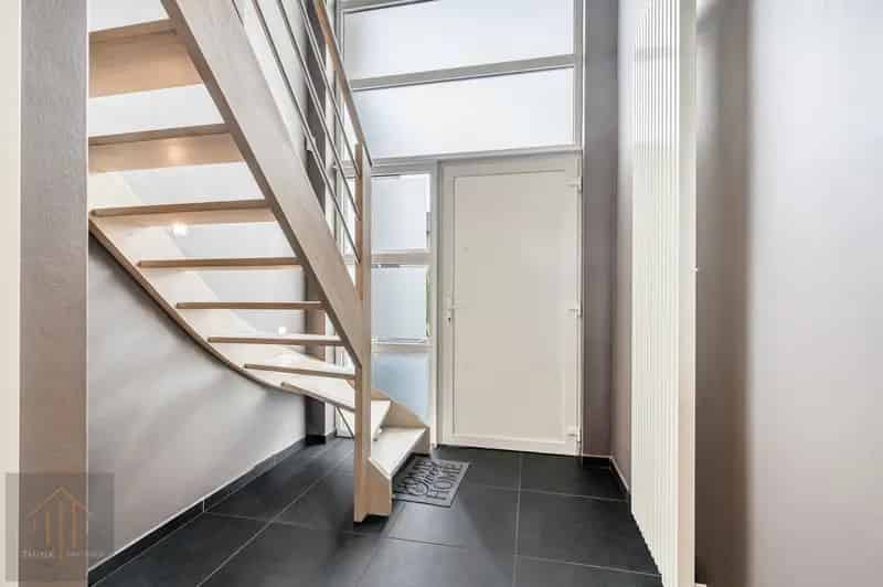 Villa te koop in Lochristi