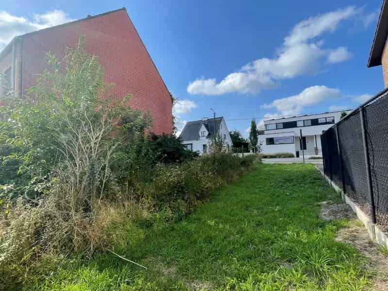 Rustig gelegen bouwgrond (HOB) te Kuringen, 8a 84ca