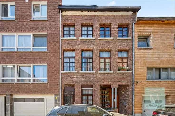 Te renoveren Begijnenwoning Mechelen Centrum
