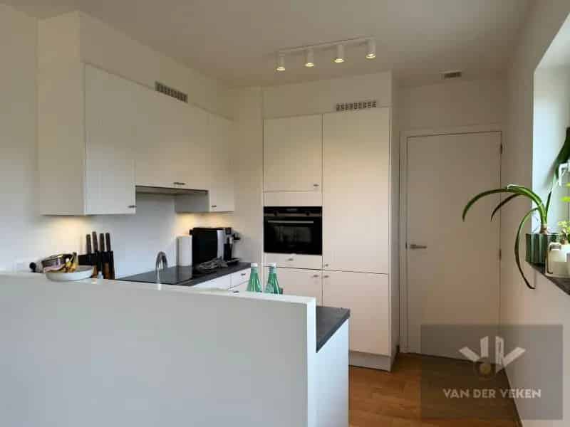 BIJNA ENERGIENEUTRALE WONING IN GODSHEIDE