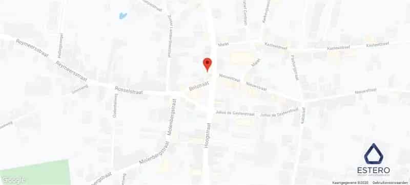 Autostaanplaats op binnenkoer centrum Lede