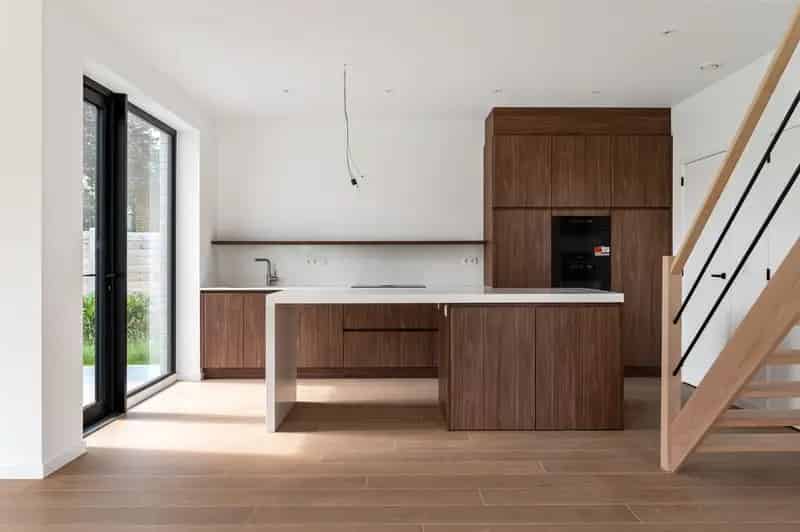 Nieuwbouw: open bebouwing, energiezuinig en pal in  het centrum van Geel.
