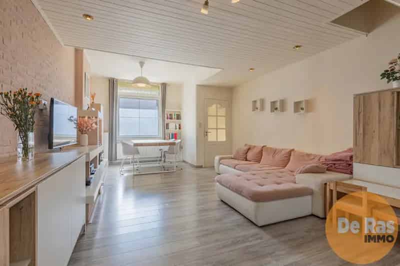 WETTEREN - Instapklare woning met 3 kamers en tuin
