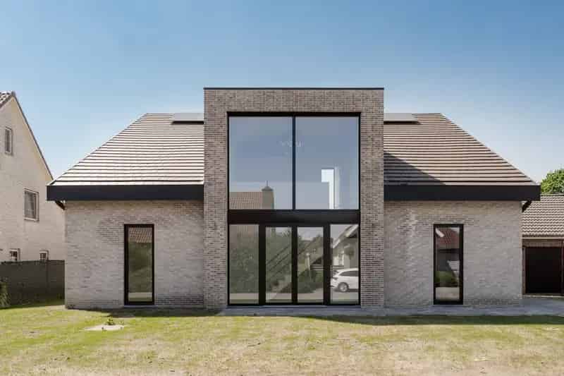 Prachtige moderne villa 4 SLK villa op een perceel van 700m² te Lommel