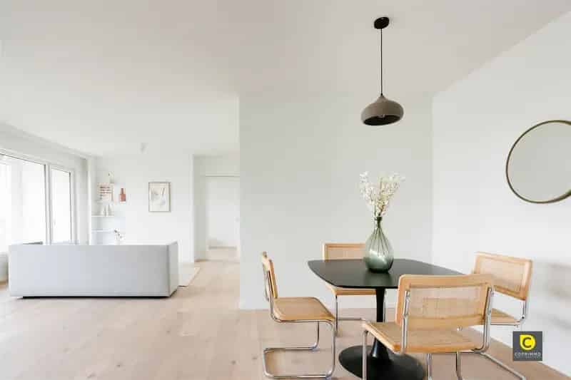 Appartement te huur Berchem: gerenoveerd 2 slpk, terras, toplocatie