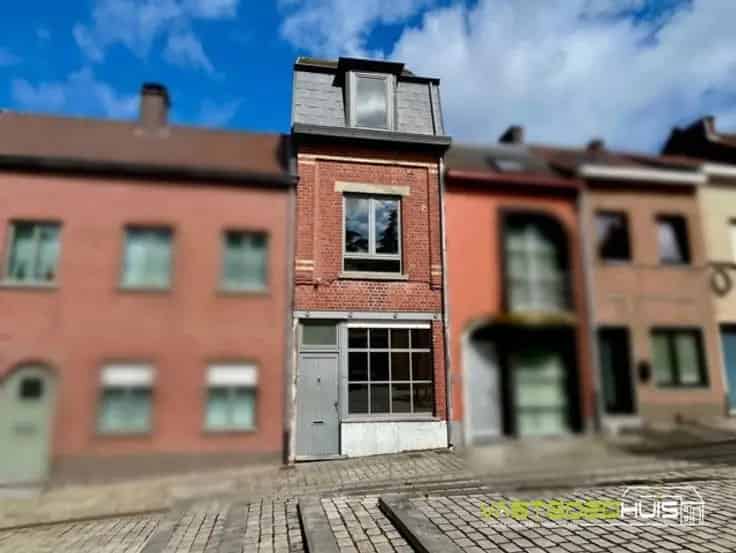 Huis Te Koop Geraardsbergen: Vernieuwde Stadswoning 3 Slaapkamers