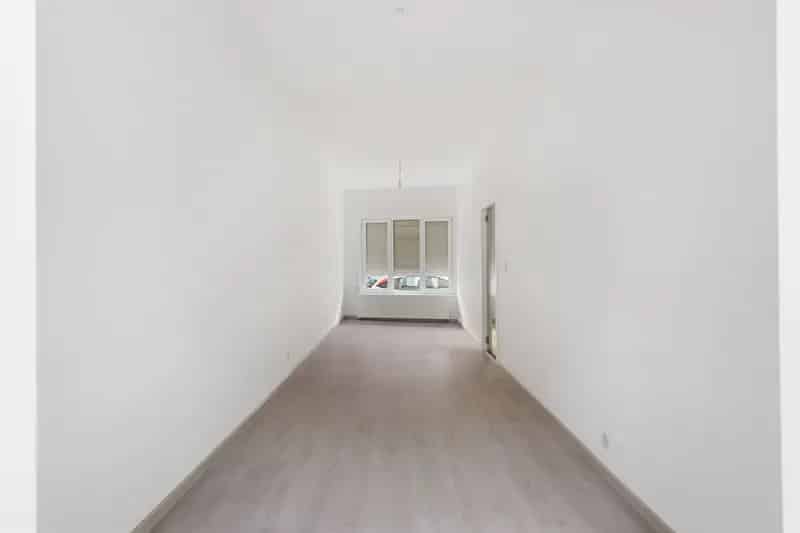 Ruime gezinswoning met 4 slaapkamers op rustige locatie te Borgerhout!