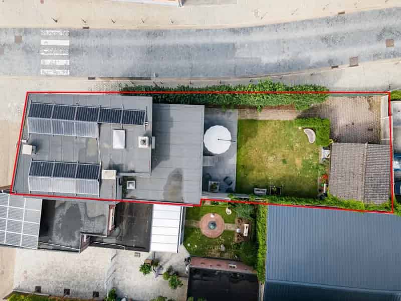 Ruime woning (237 m²) met 4 slaapkamers op toplocatie te koop!