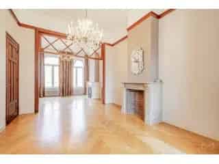 Herenhuis te koop - Doornik VBB68530   In optie