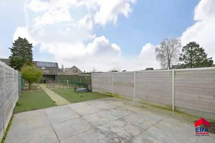 Huis Te Koop Eeklo: Ruime Woning Nabij Station