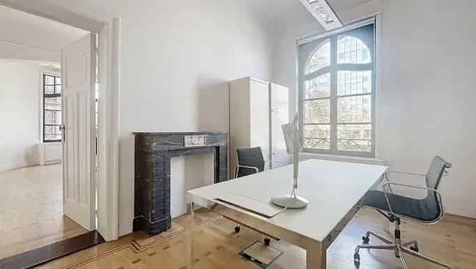 Kantoor te huur in Van Orleystraat 13-15, Brussel - Dewaele