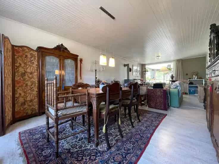 Huis Te Koop 190m² 3 slaapkamers Grote Tuin 1949m²