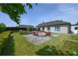 Huis te koop Izegem 246m² 1074m² tuin